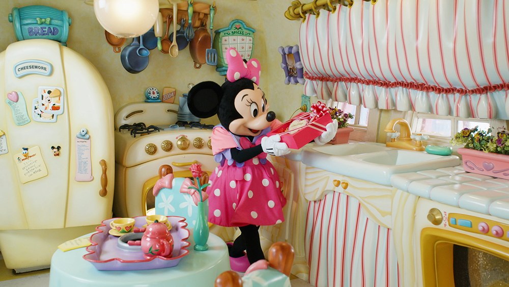 東京ディズニーリゾート 本日１８日は ミッキーマウスとミニーマウスのバースデー ちばとぴ タウン
